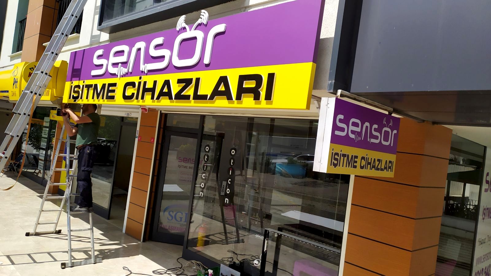 Esenler Tabela, Esenler Tabelacı, Esenler Reklam, Esenler Reklamcı, Tabelacılar.